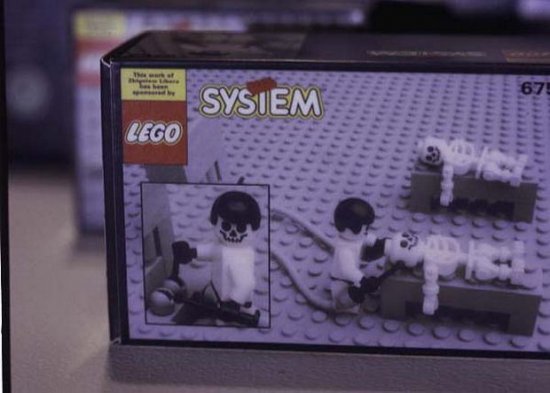 Новые игрушки для детей: Лего - Концлагерь