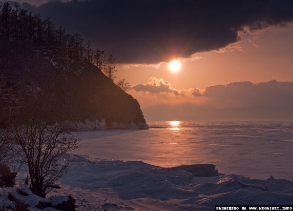 Озеро Байкал зимой ( Часть 2 )