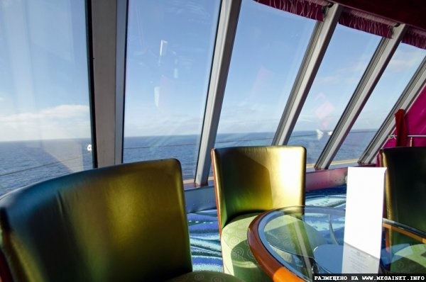Круизный лайнер Norwegian Jade Круизный лайнер Norwegian Jade