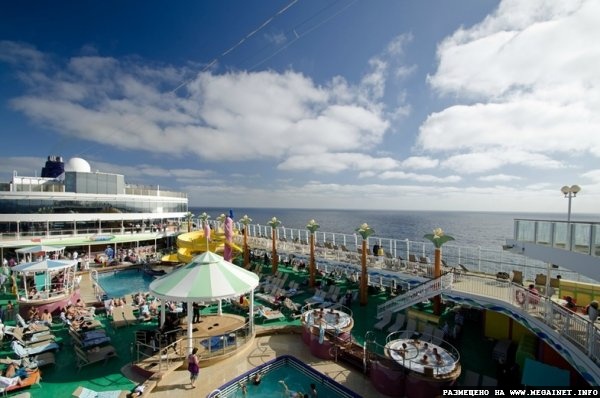 Круизный лайнер Norwegian Jade Круизный лайнер Norwegian Jade